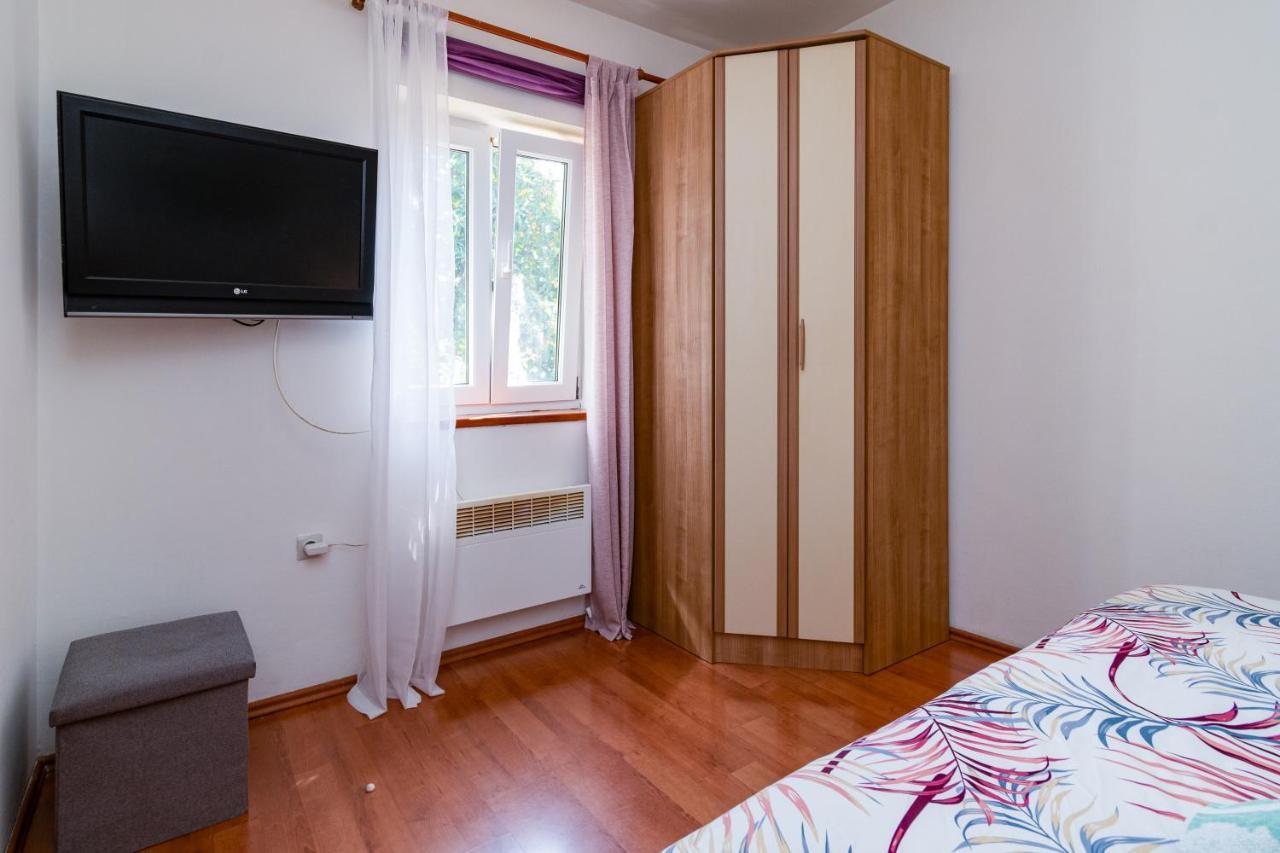 House Mima *